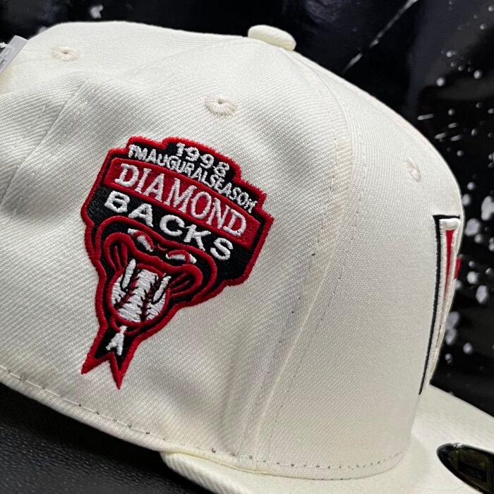 Gorra New Era G5 Cerrada (Colecciones Exclusivas) 9 - Imagen 2